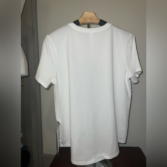 NWT Formula 1 Miami lululemon love crew shirt. Size 8. Collector item! F1 - Picture 7 of 10